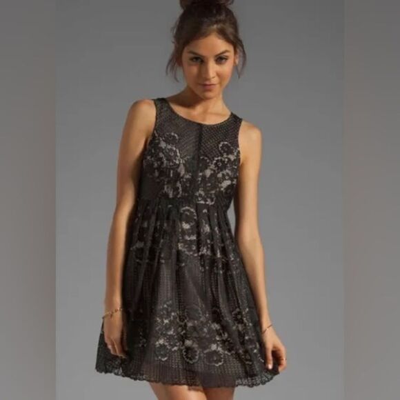 Free People Black Lace Overlay Lined Rocco Dress 0 - Picture 3 of 11